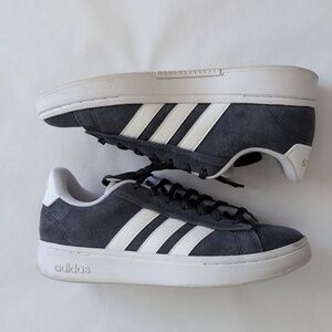 Offers Apreciated            .....             Woman's Blue and White Sneakers